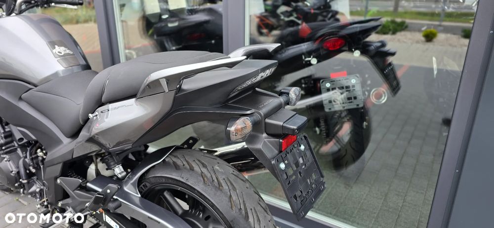 Honda CBF - 37