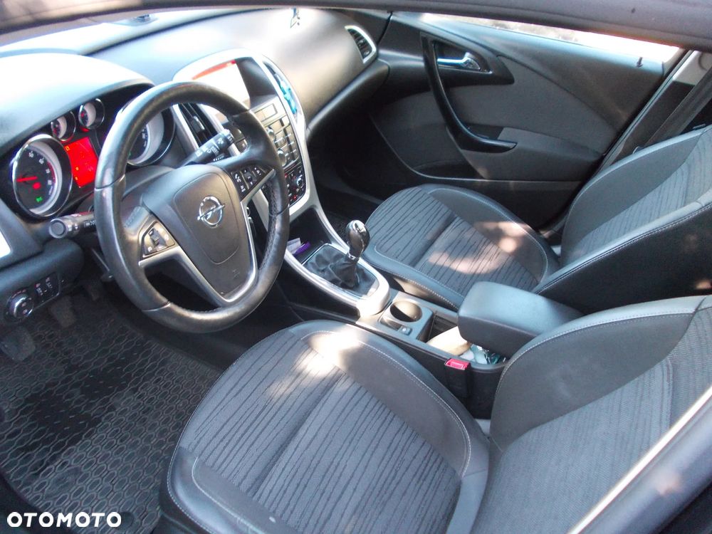 Opel Astra - 9