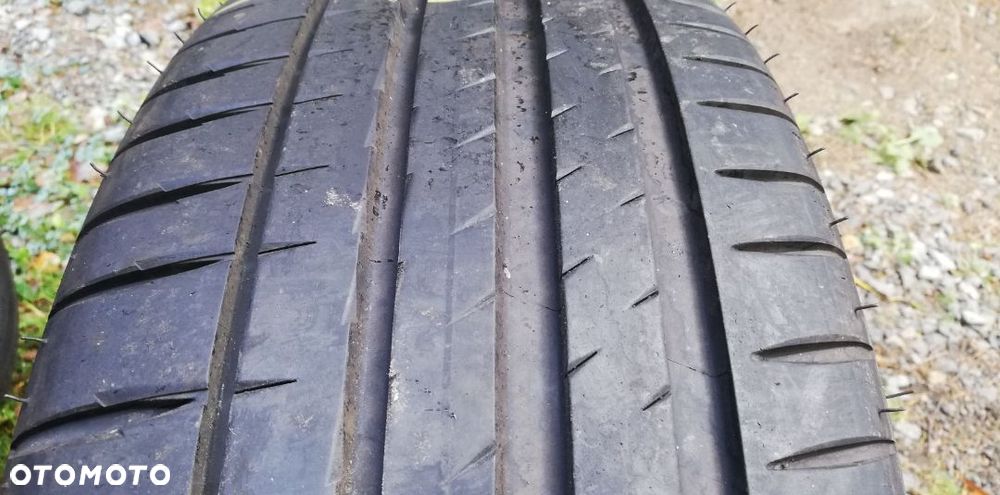 235/45/19 michelin pilot sport 4 - 1