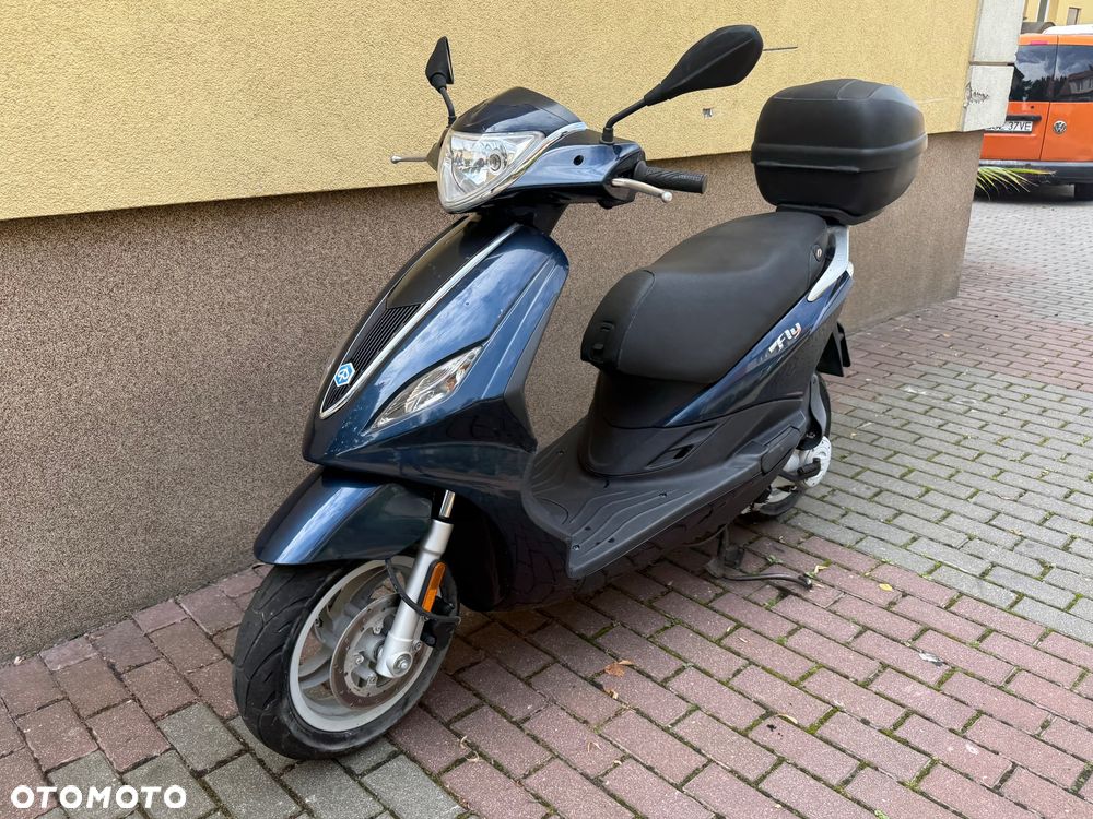 Piaggio FLY - 4