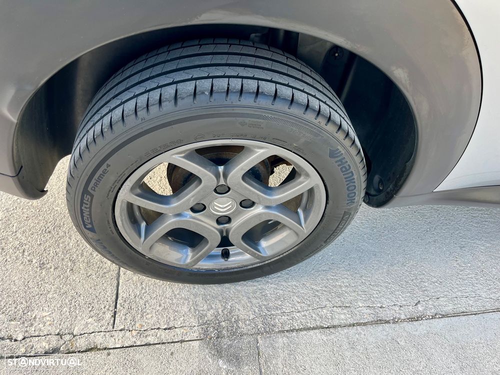 Citroën C4 Cactus 1.2 PureTech Feel Ed.Silver - 24