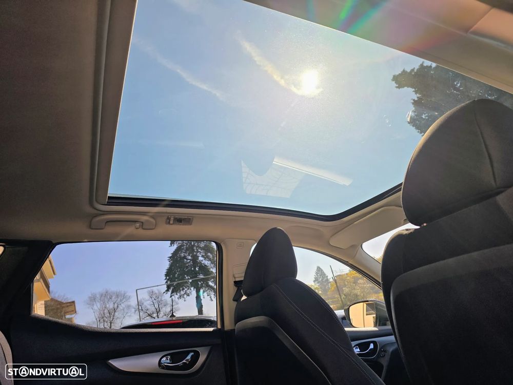Nissan Qashqai 1.5 dCi N-Connecta Led - 30