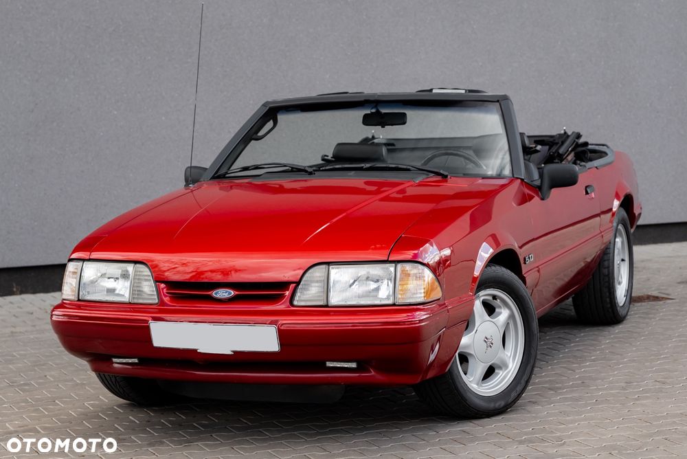 Ford Mustang 5.0 GT - 1