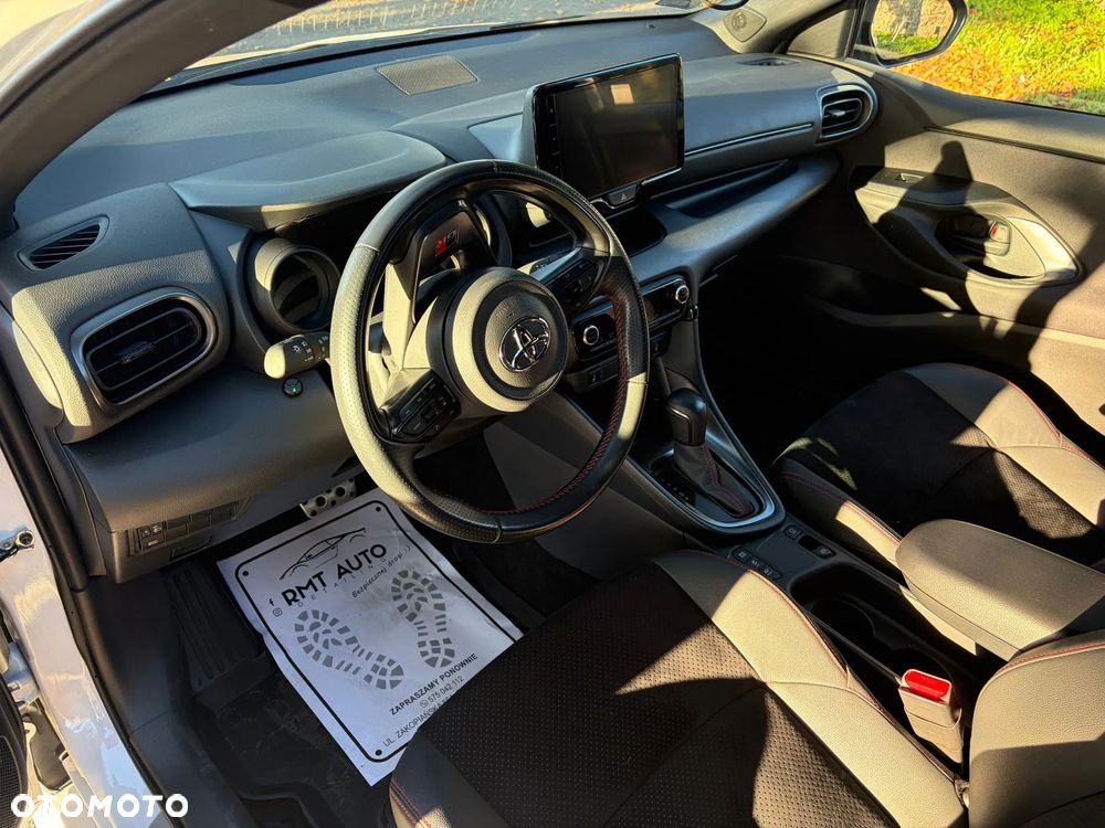 Toyota Yaris 1.5 VVT-i GR SPORT - 10