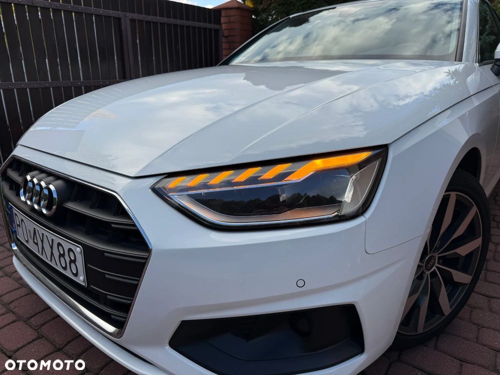 Audi A4 Limousine - 33