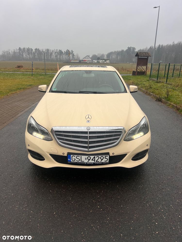 Mercedes-Benz Klasa E 200 BlueTEC 7G-TRONIC Elegance - 2