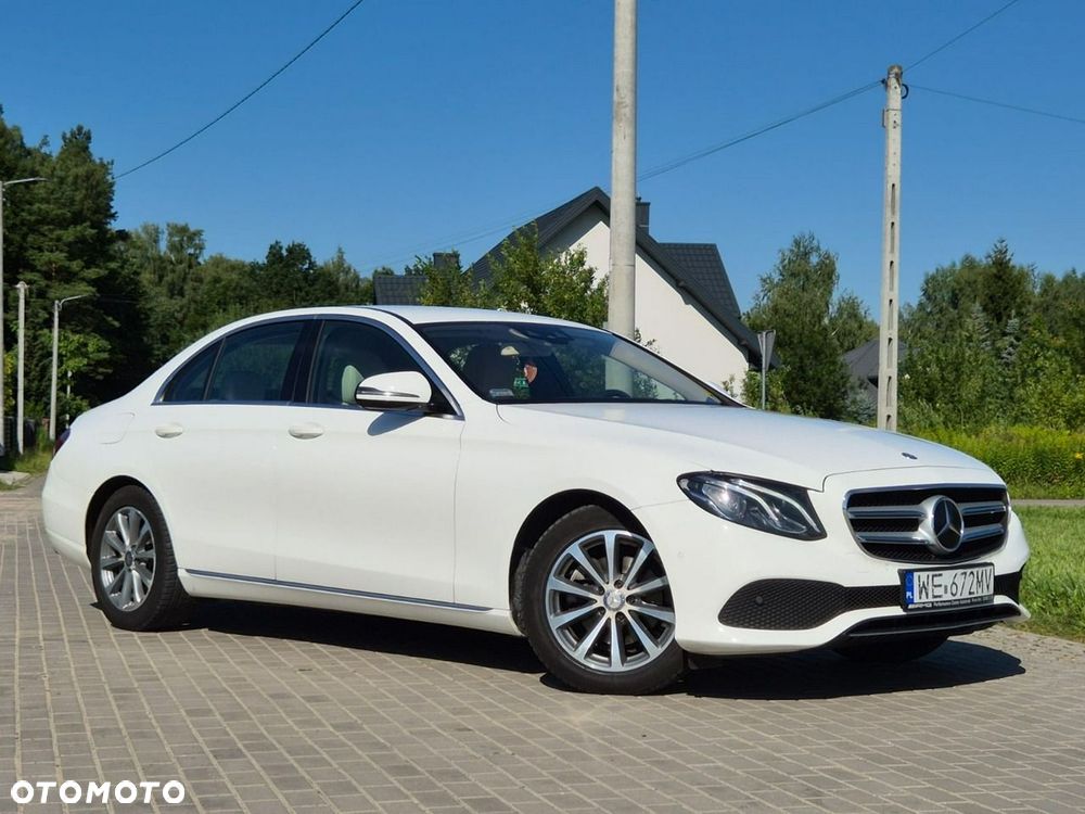 Mercedes-Benz Klasa E 220 d Business Edition 9G-TRONIC - 25