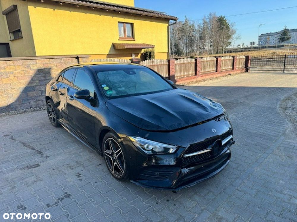 Mercedes-Benz CLA 200 d AMG Line 8G-DCT - 2
