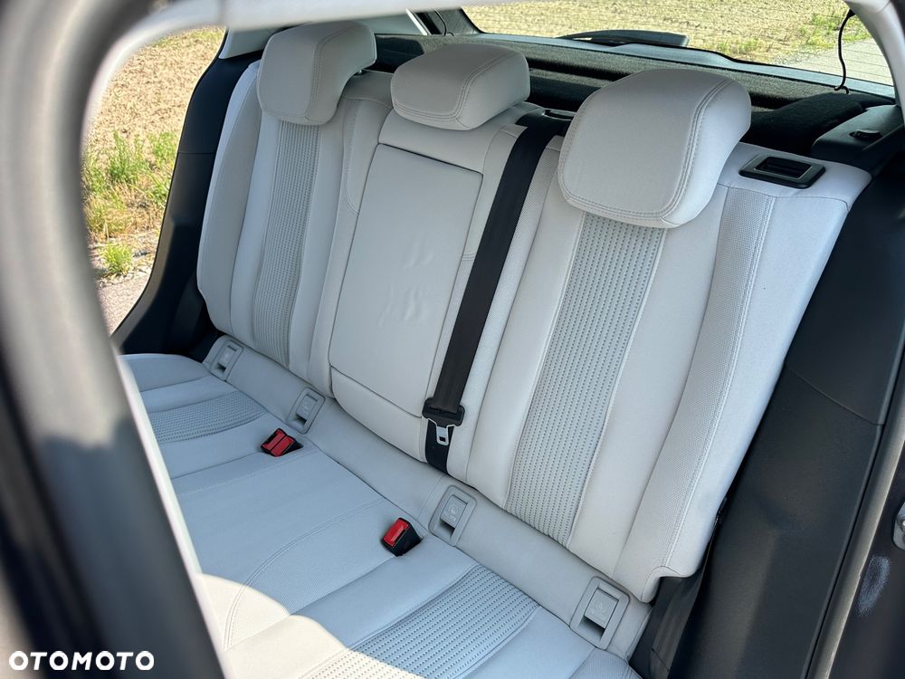 Peugeot 308 - 24