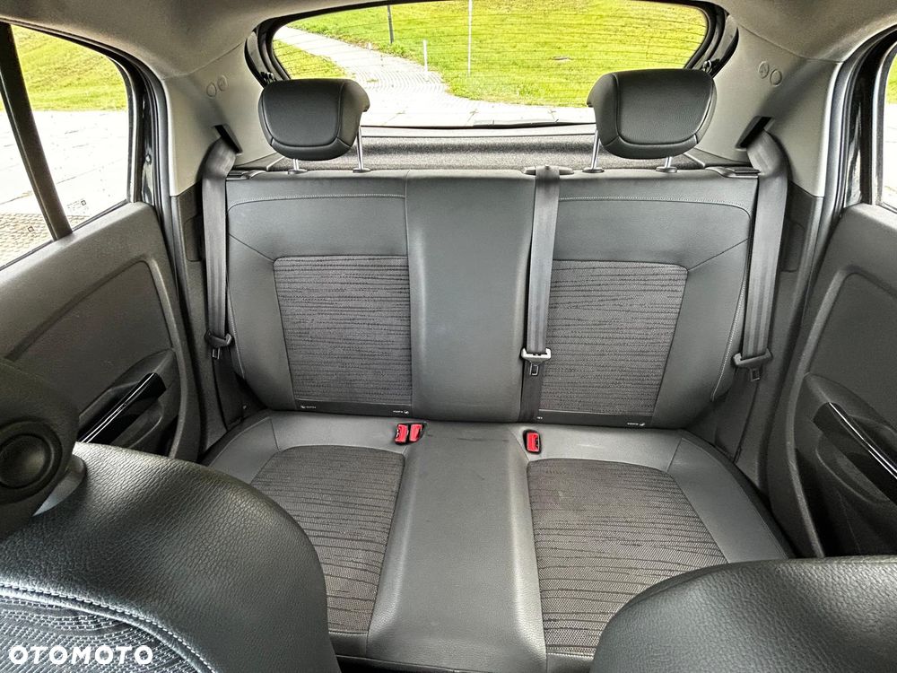 Opel Corsa 1.4 Cosmo - 12