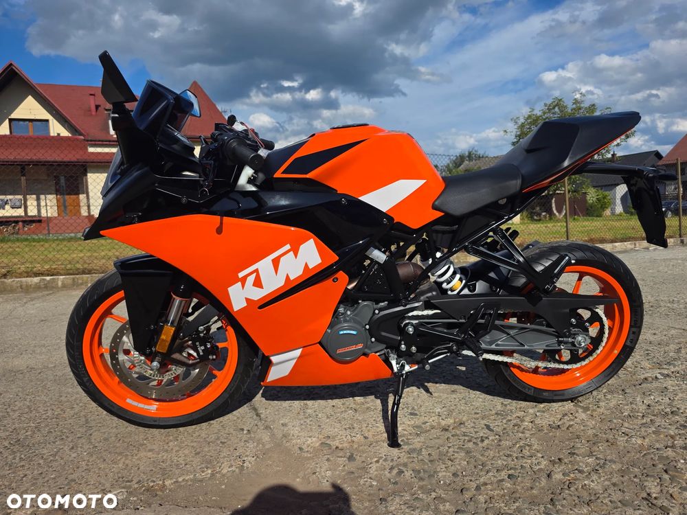 KTM RC 125 - 15