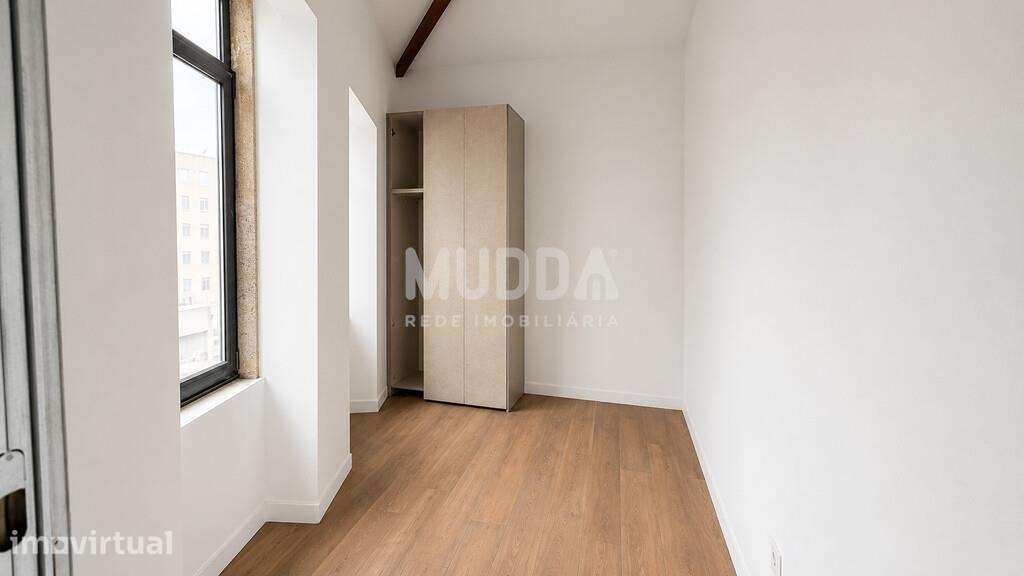 Apartamento T1 Totalmente Remodelado | Rés do Chão | São João da Madei - Grande imagem: 4/8
