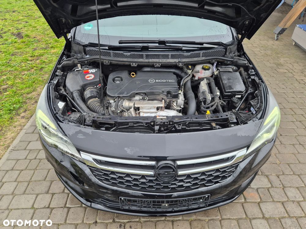 Opel Astra 1.4 Turbo Business - 30