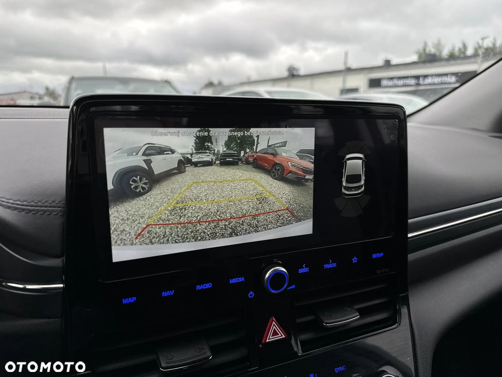 Hyundai IONIQ Hybrid Premium - 27