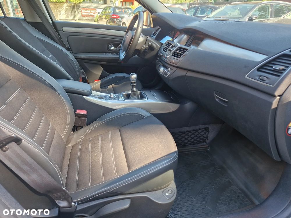 Renault Laguna Grandtour 2.0 16V Expression - 30