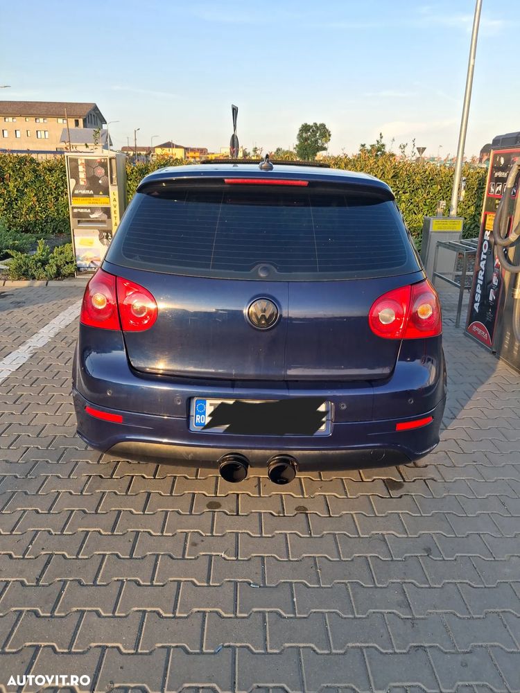Volkswagen Golf 2.0 FSI GTI - 9