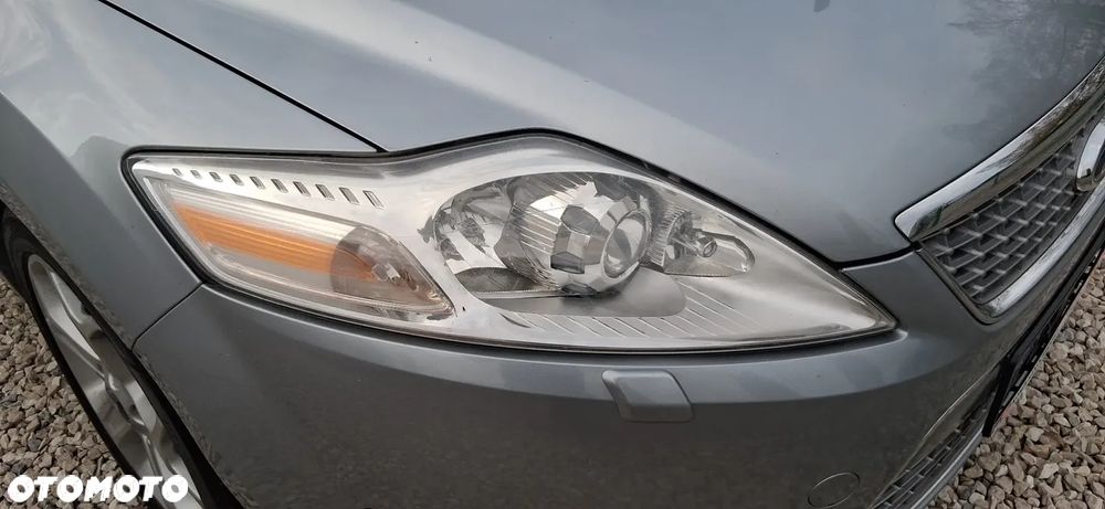 Ford Mondeo 2.0 FF Titanium - 9