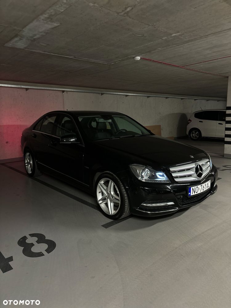 Mercedes-Benz Klasa C 250 CDI BlueEff Avantgarde 4-Matic - 3
