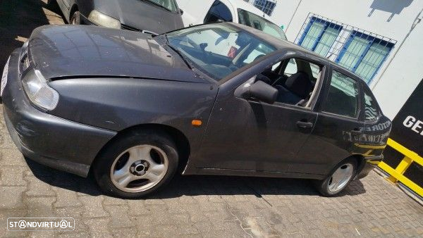 Para Peças Seat Cordoba (6K1, 6K2) - 2