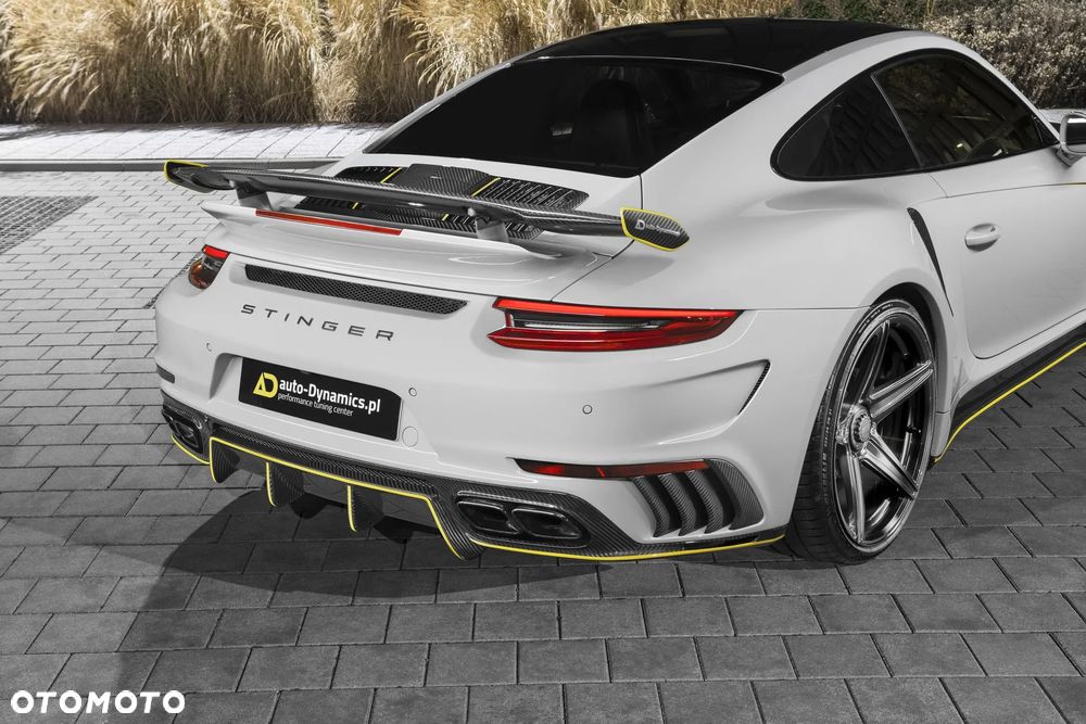 Porsche 911 Turbo S - 5