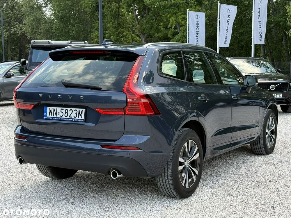 Volvo XC 60 D4 Momentum Pro - 3