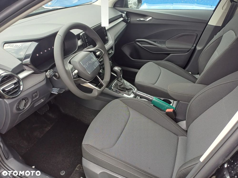 Skoda Fabia 1.0 TSI Drive DSG - 8