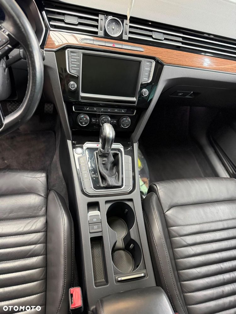 Volkswagen Passat Variant - 5