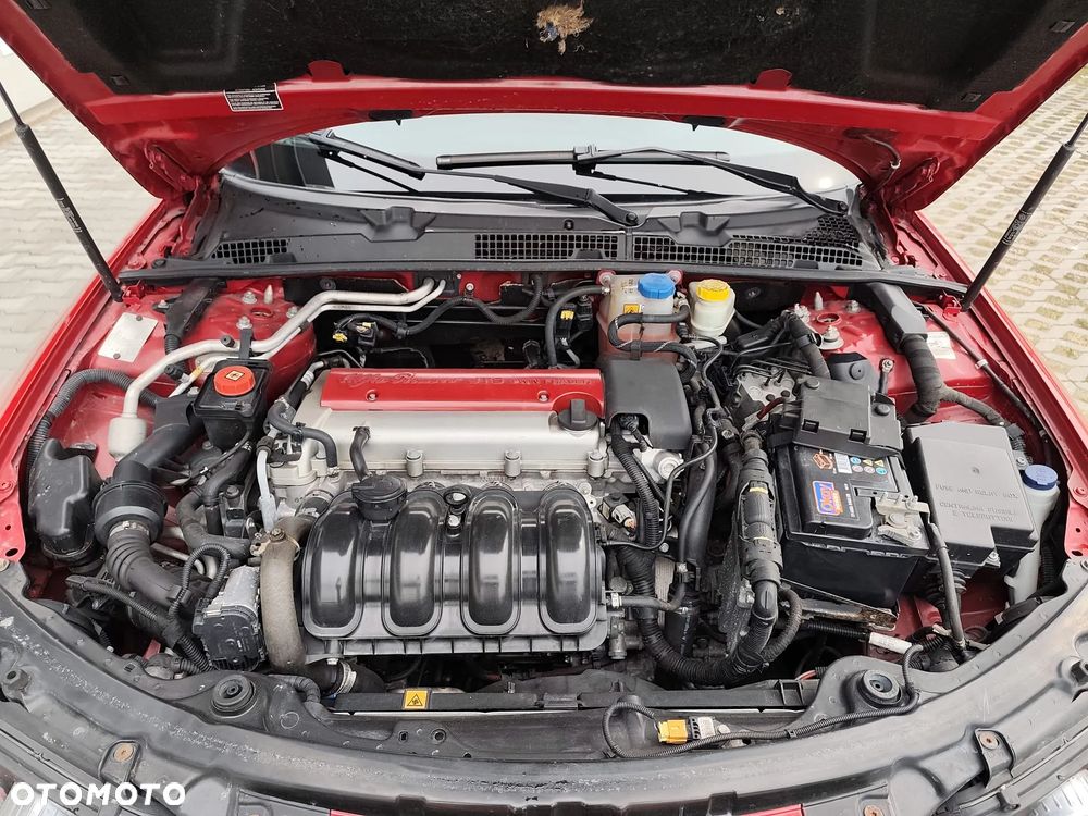 Alfa Romeo Spider 2.2 JTS 16V - 11
