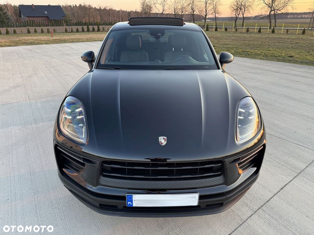 Porsche Macan Standard - 24