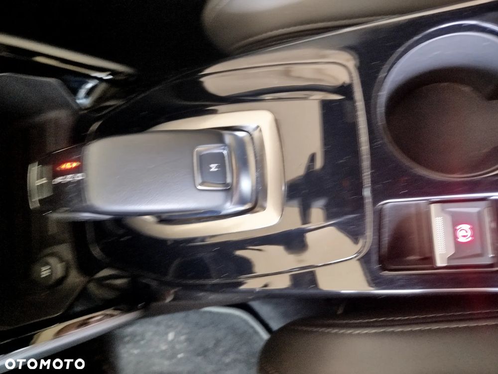 Peugeot 208 1.2 PureTech Allure S&S EAT6 - 10