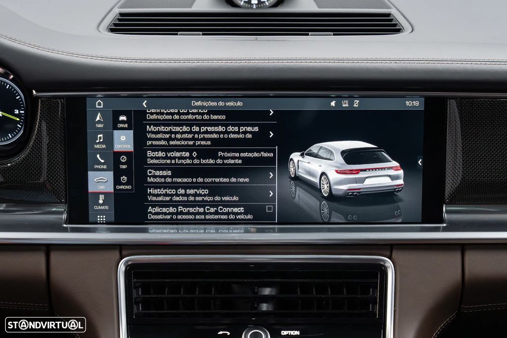 Porsche Panamera Sport Turismo 4 E-Hybrid - 44