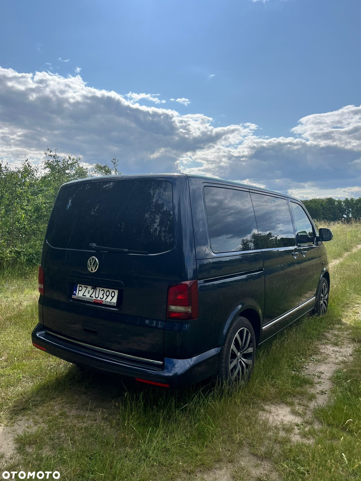 Volkswagen Multivan - 4