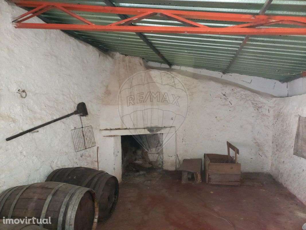 Moradia T1 para venda - Grande imagem: 3/5