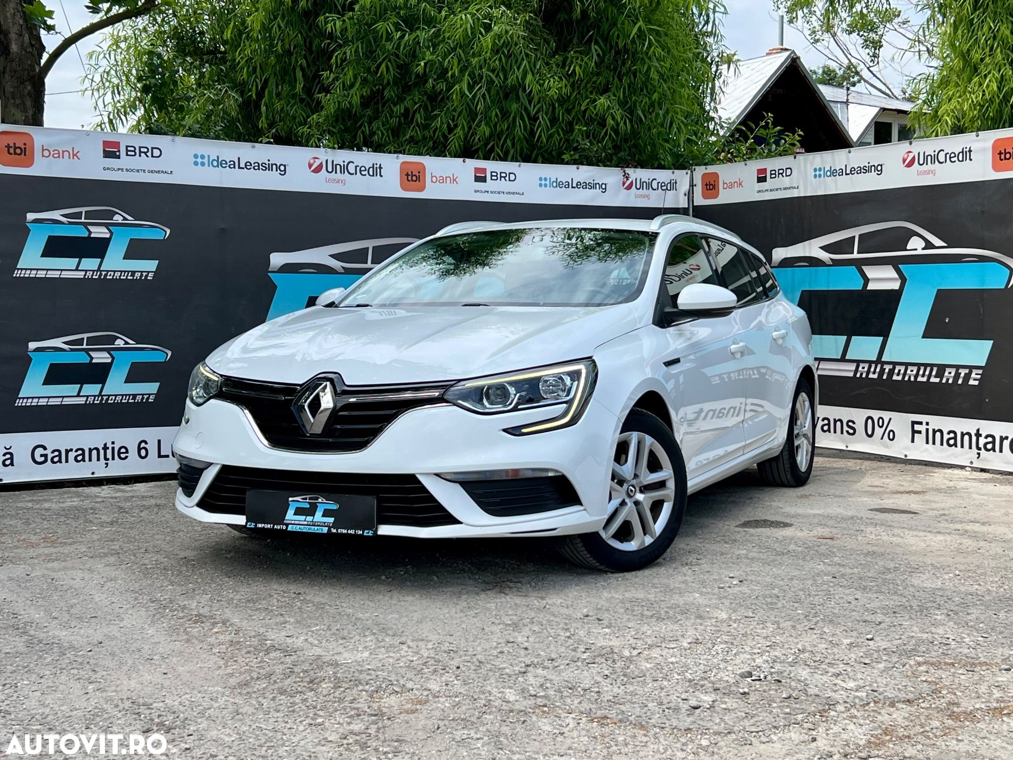 Renault Megane Grandtour TCe 115 GPF LIMITED - 1