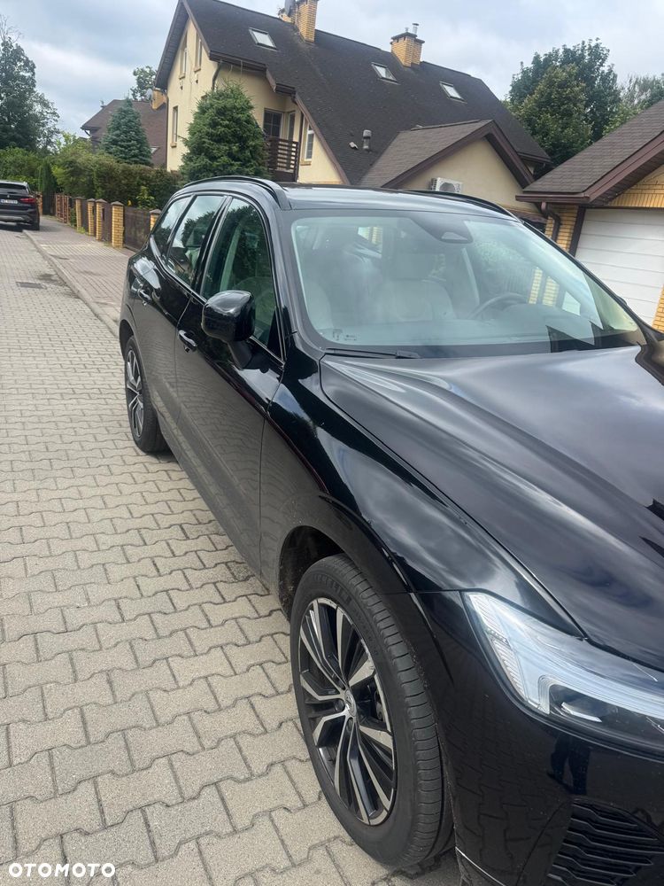 Volvo XC 60 B4 B Plus Dark - 10