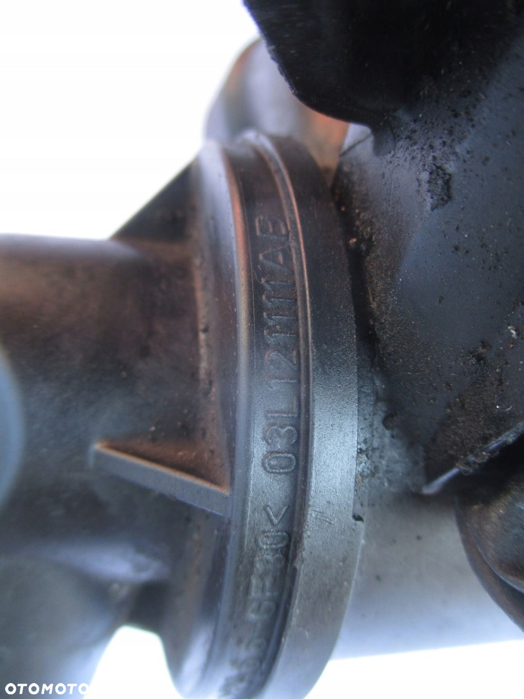 Obudowa termostatu VW CRAFTER 2.0 TDI 03L121111AB - 5