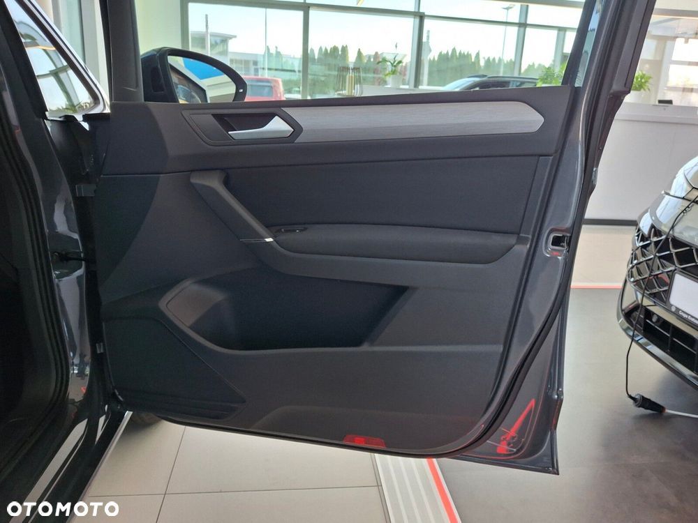 Volkswagen Touran 2.0 TDI BMT SCR Comfortline Plus - 23