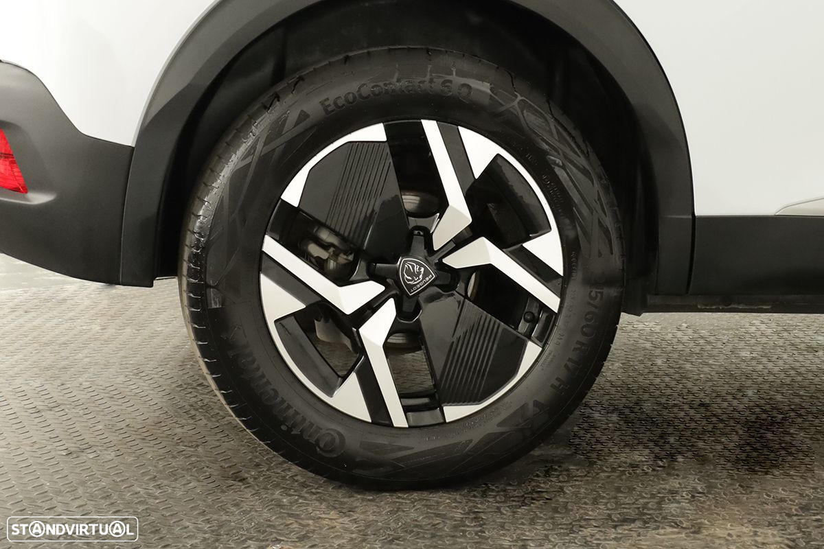 Peugeot 2008 1.2 PureTech Allure EAT8 - 5