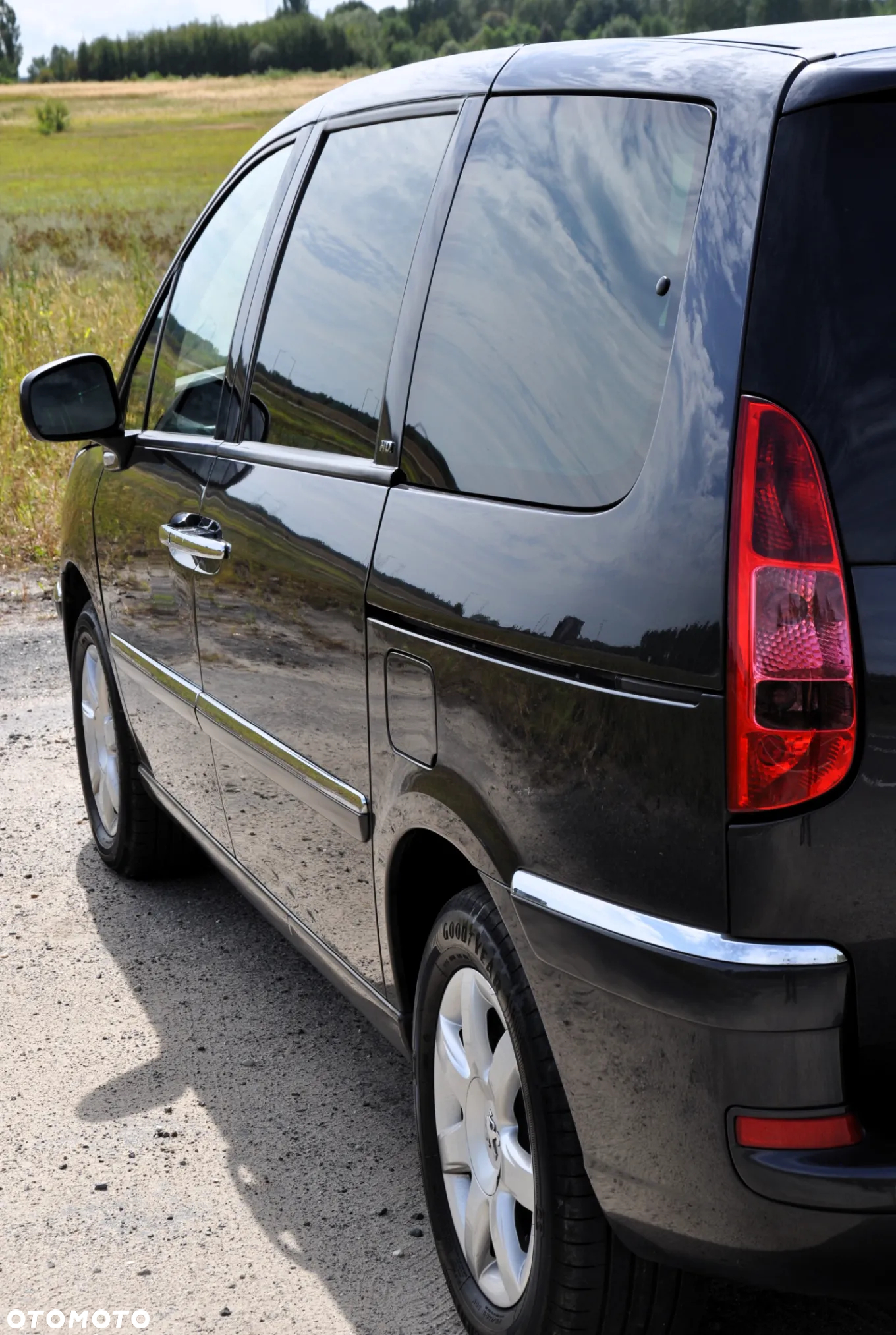 Peugeot 807 HDi 135 Family - 30