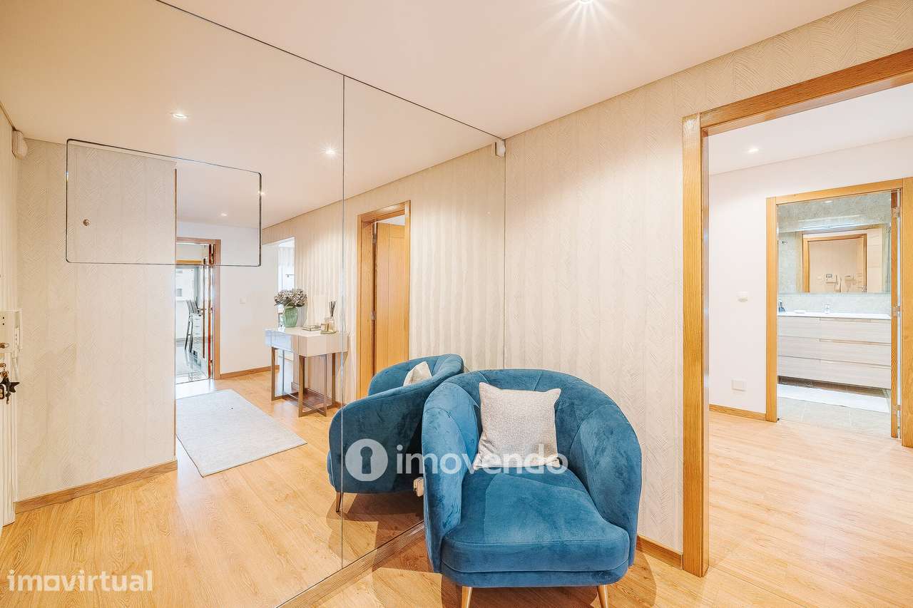 Apartamento T2 moderno, com garagem, em Carnaxide - Grande imagem: 2/49