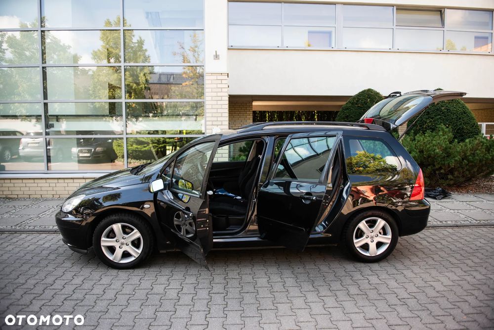 Peugeot 307 110 Grand Filou - 8