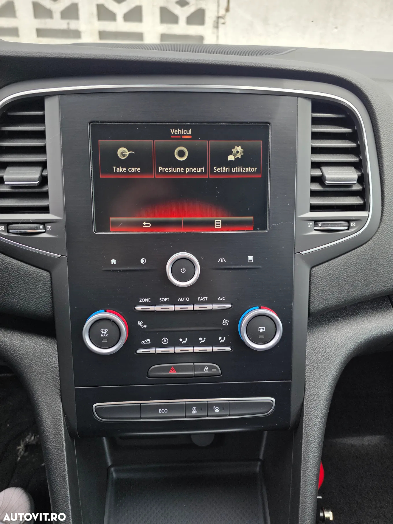 Renault Megane ENERGY TCe 130 INTENS - 22