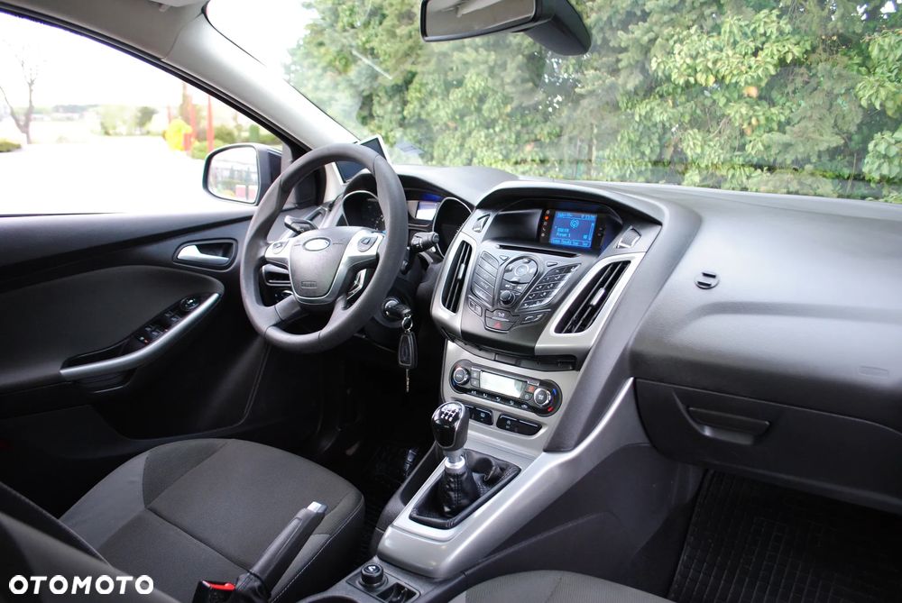 Ford Focus 1.6 TDCi DPF Titanium - 13