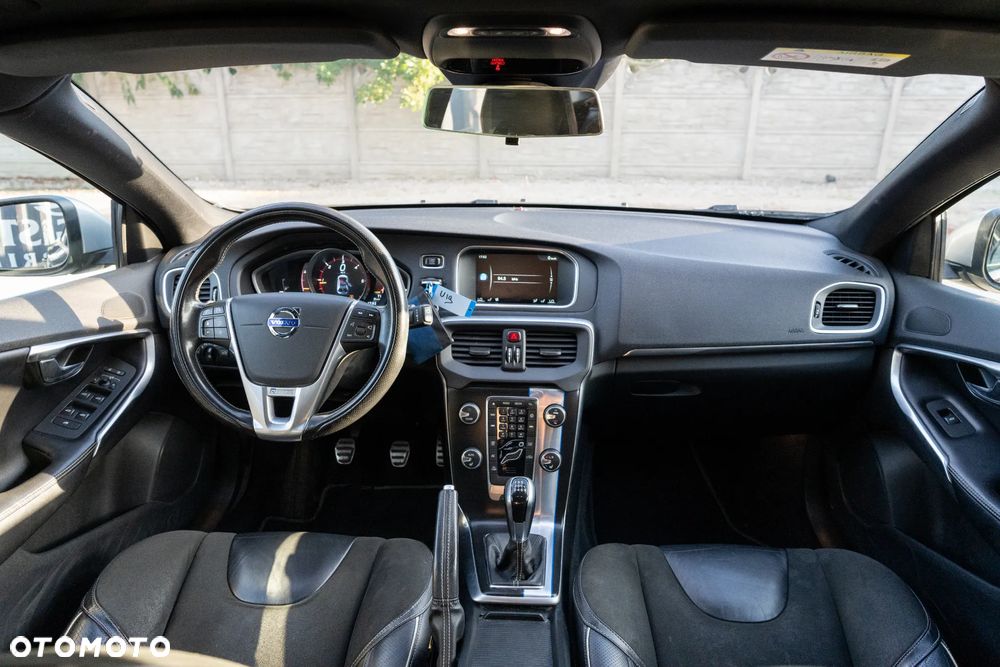 Volvo V40 D2 RDesign - 10