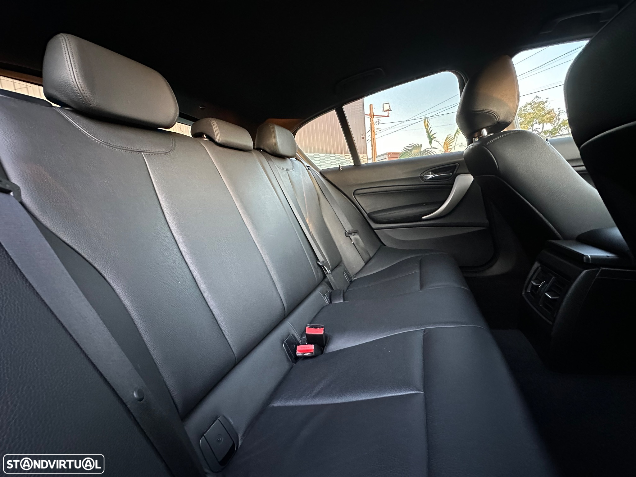 BMW 116 d Line Urban - 8