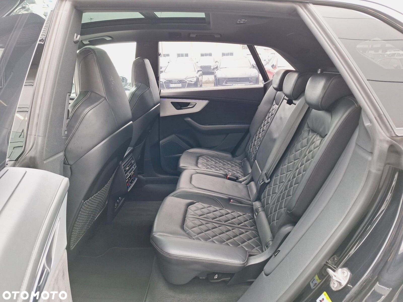 Audi SQ8 - 24