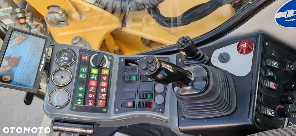 Liebherr A 311 Litronic/ Maszyna sprowadzona/ 8240H/ - 12