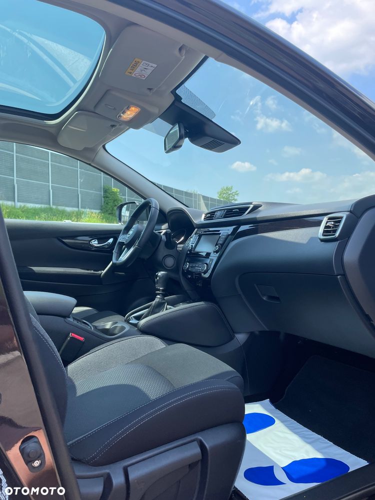 Nissan Qashqai 1.3 DIG-T Tekna - 26