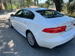 Jaguar XE 2.0 D R-Sport - 21