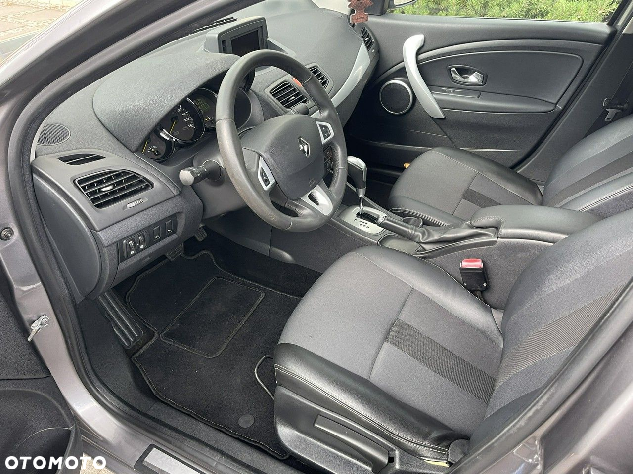 Renault Fluence - 22
